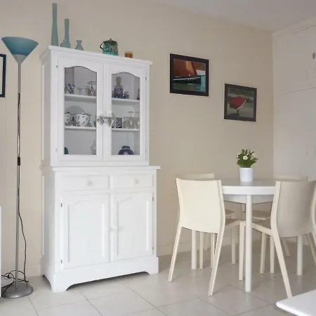 Apartment Legenese - Cosy Avec Belle Terrasse En Rez De Jardin - 150m *