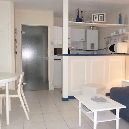 Legenese - Cosy Avec Belle Terrasse En Rez De Jardin - 150m